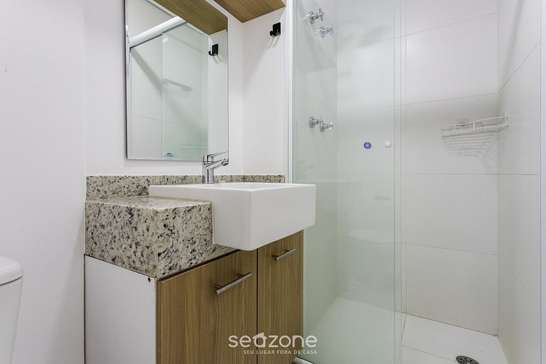 Estudio con piscina a 3 minutos del metro BSS0703