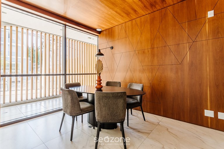 Studio c/piscina a 3 minutos do metrô BSS0703