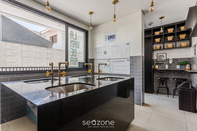 Estudio con piscina a 3 minutos del metro BSS0703