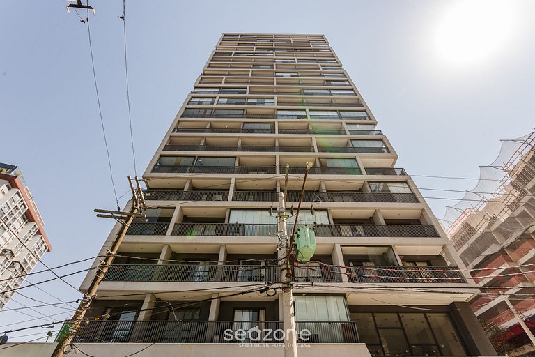 Studio c/piscina a 3 minutos do metrô BSS0703