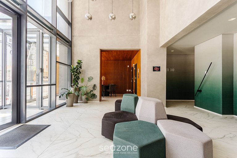 Estudio con piscina a 3 minutos del metro BSS0703