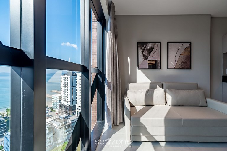 Apartamento com vista para o mar a 280 metros da praia