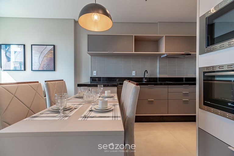 Apartamento com vista para o mar a 280 metros da praia