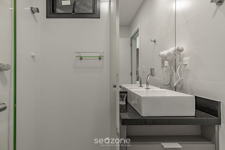 Apartamento com vista para o mar a 280 metros da praia