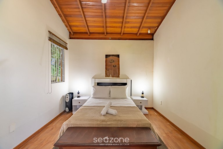 Casa duplex com linda vista a 80m da Praia RRF2562