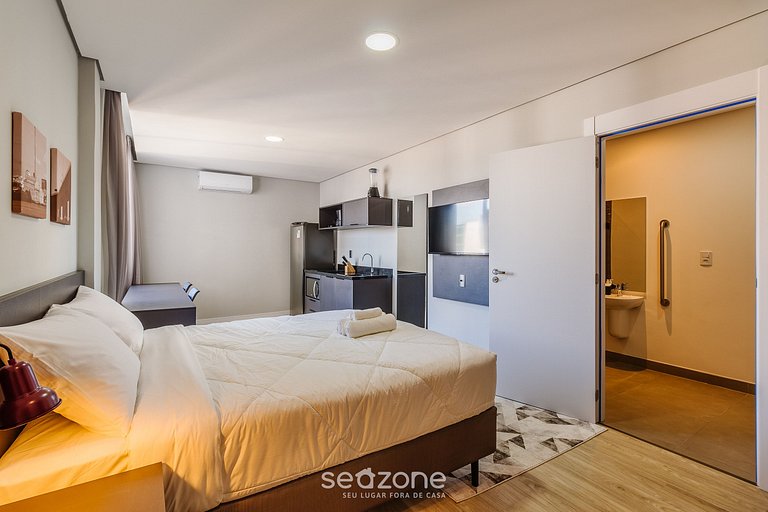 Estudio en Centro Hist. junto Merc.Público TCO1117