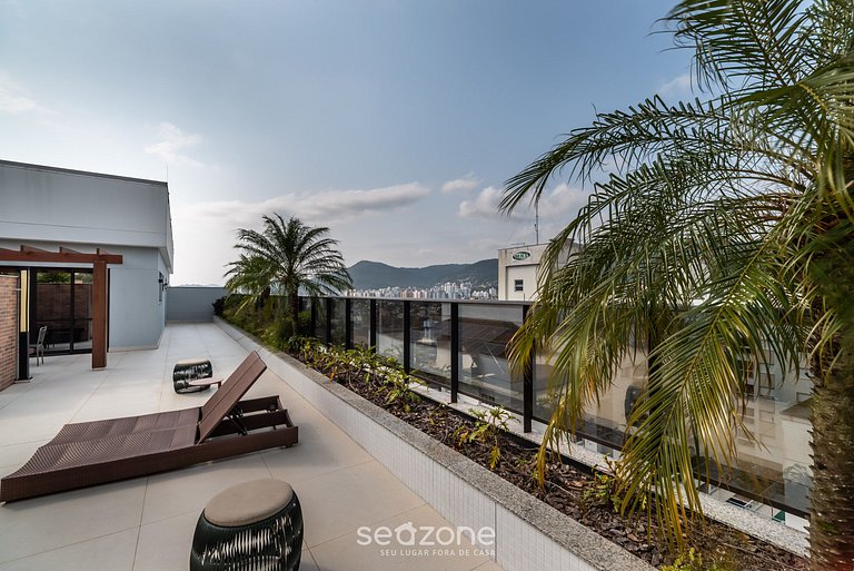 Estudio Moderno con Piscina SSG0317