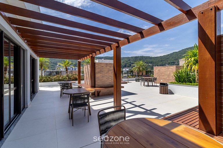 Estudio Moderno con Piscina SSG0317