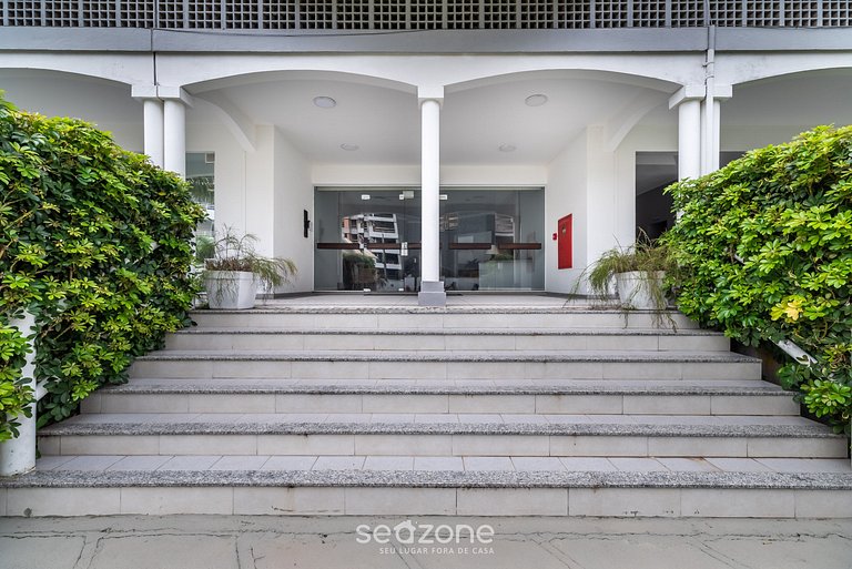 Apartamento em Jurerê situado próximo a praia JSR112 Seazone