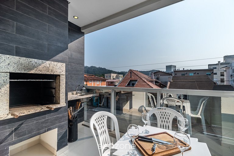 Apt c/ Churrasqueira em Canasvieiras CSE0102