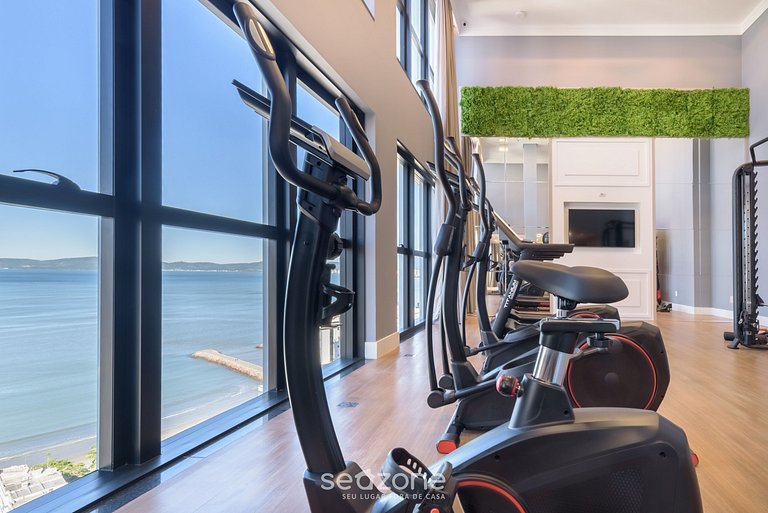 Apartamento com vista para o mar, condomínio com academia, M