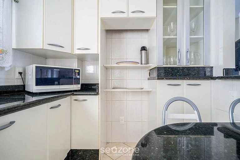 Belo apto pé na areia em Balneário Camboriú EDG401