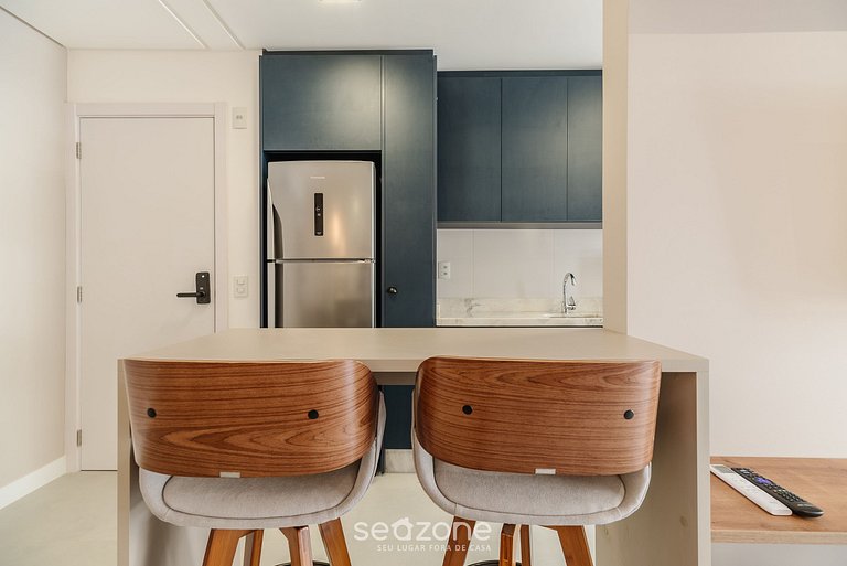 Apto com piscina no Centro de Floripa LGD0201