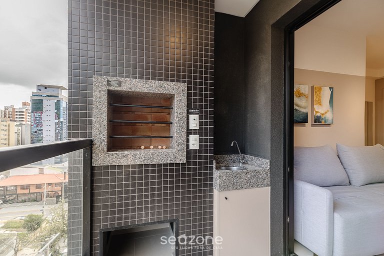 Apto com piscina no Centro de Floripa LGD0201