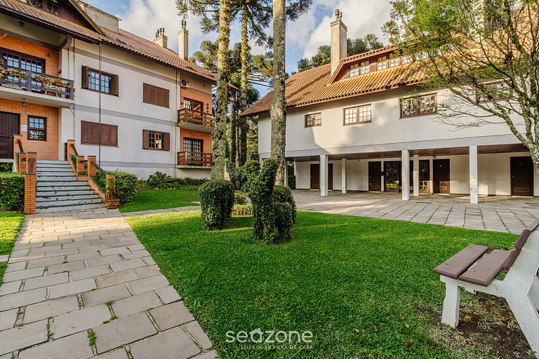 Apto duplex c/ suíte e lareira em Gramado RLN204