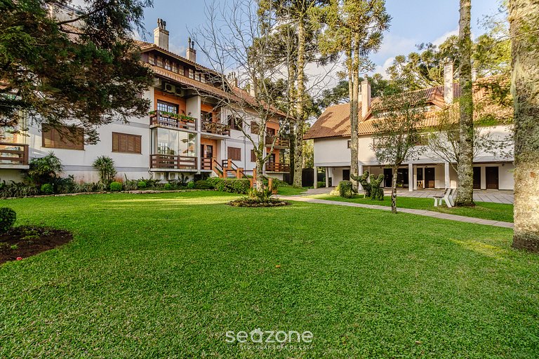Apto dúplex c/ suite y chimenea en Gramado RLN204
