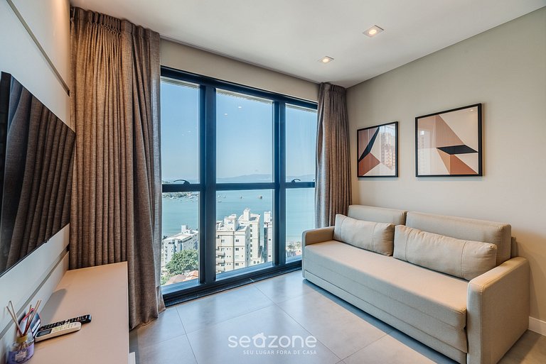 Apartamento com vista para o mar no condomínio a 280 metros