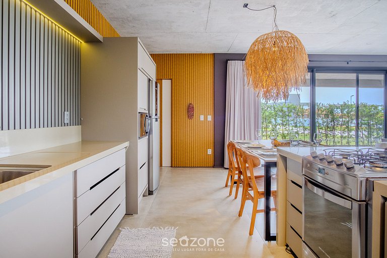 Casa moderna con piscina junto a Surfland ROI009