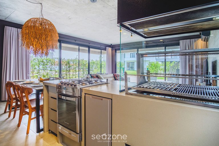 Casa moderna con piscina junto a Surfland ROI009