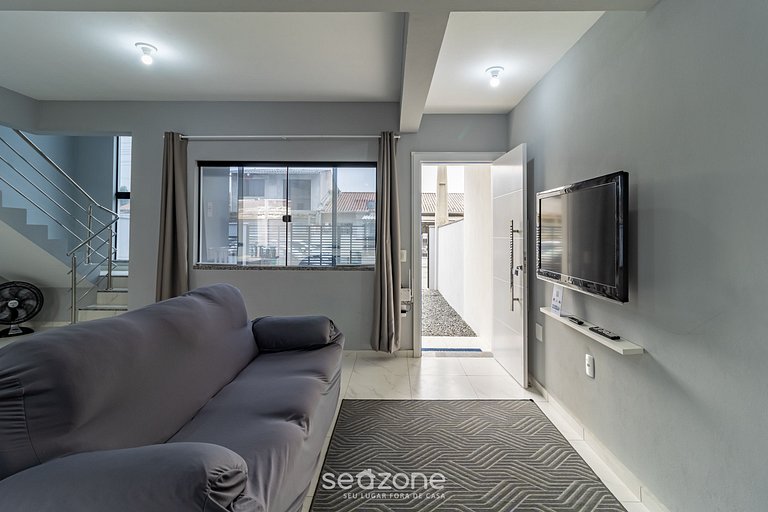 Duplex 2Q próx. praia c/ garagem RRT0098