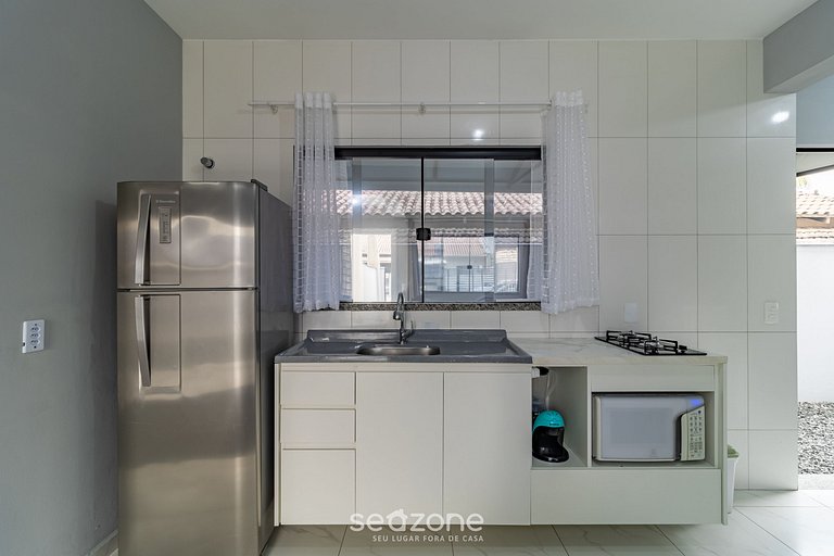 Duplex 2Q próx. praia c/ garagem RRT0098