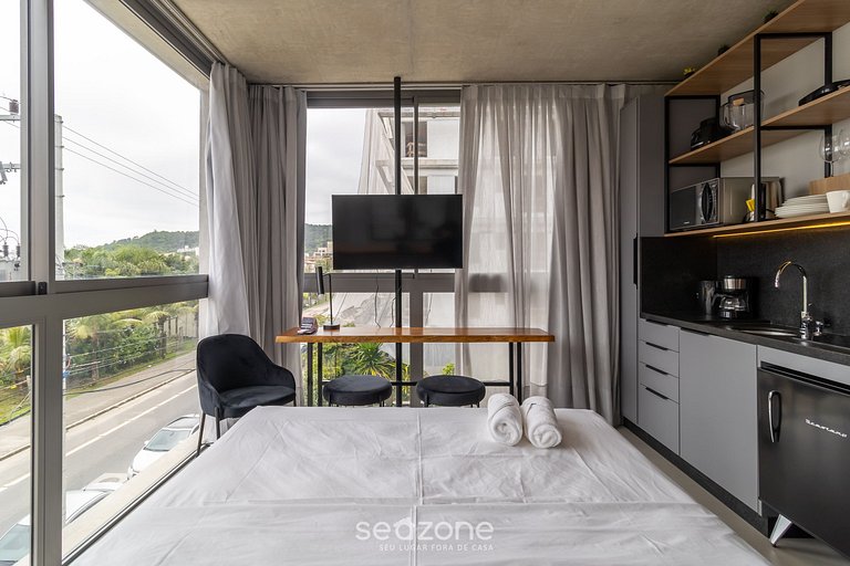 Moderno estudio con vista al mar en Jurerê SPJ0205