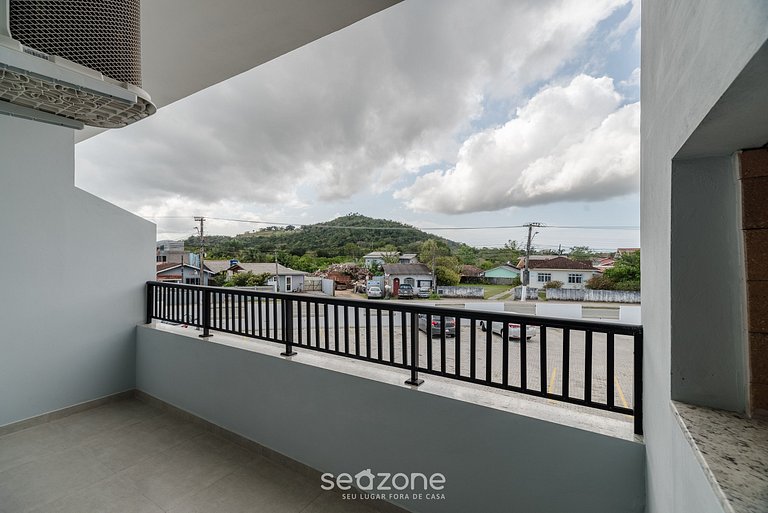 Conforto c/ churrasq. prox. ao aeroporto RRC0206