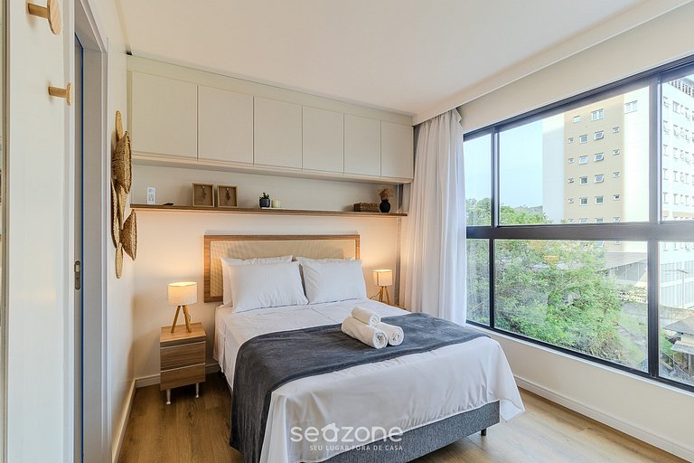 Conforto Charmoso em Prédio com Piscina RUP0203