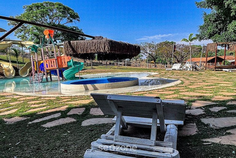 Suíte Beira-Lago com Conforto em Goiânia - RGB003