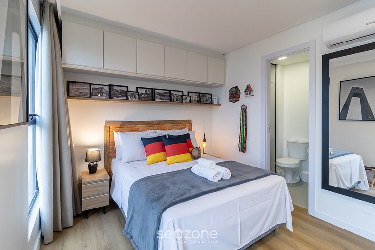 Estúdio c/ piscina e academia em Blumenau RUP0804