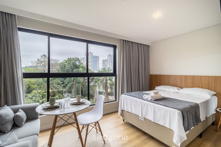 Estudio Equipado en Edificio con Piscina RUP1005