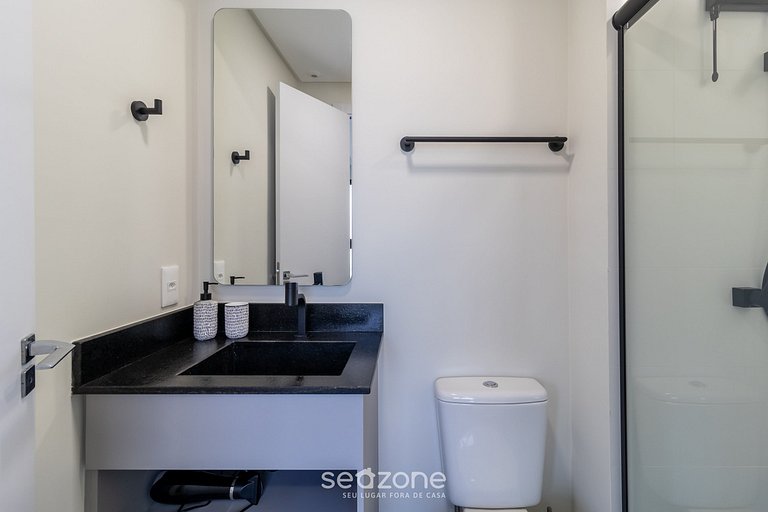 Studio moderno em prédio com piscina RUP0603