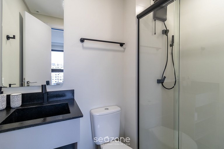 Conforto moderno em prédio com piscina RUP0603