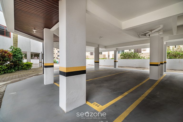 Apto c/Churrasq e acesso a Praia Brava RRA0103