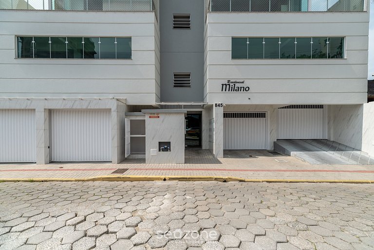 Apto 2Hab c/ Parrilla en Meia Praia MLO0601