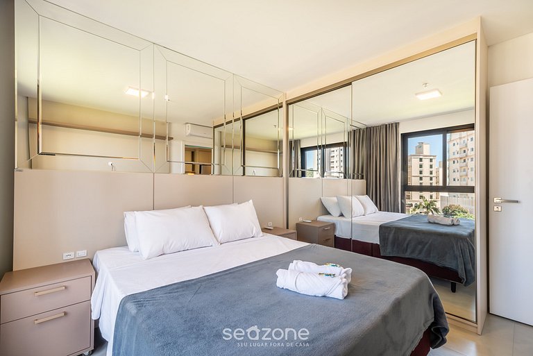 Apartamento com vista para o mar, condomínio a 280 metros da