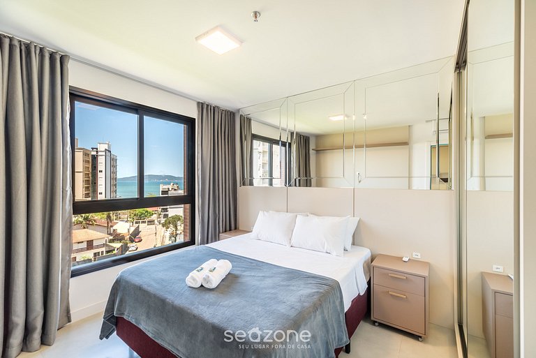Apartamento com vista para o mar, condomínio a 280 metros da