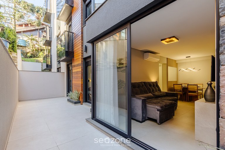 Apto Charmoso no centro de Gramado DLH0103