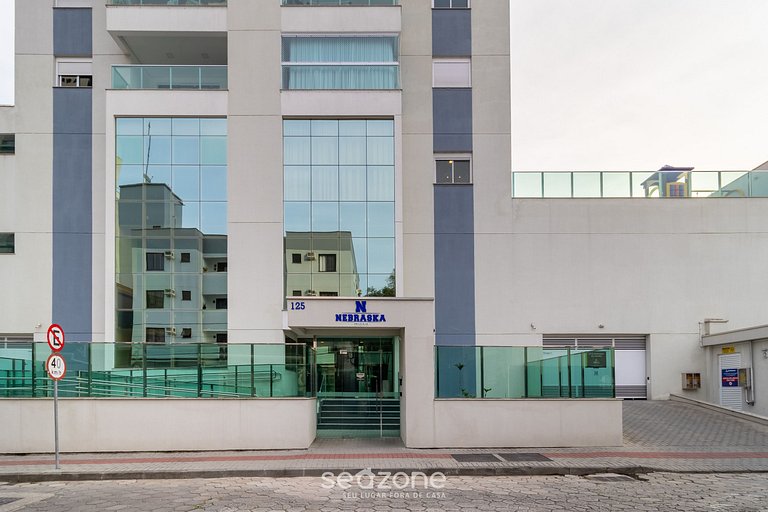 Apt c/ Piscina Bem Localizado Blumenau NEB0103