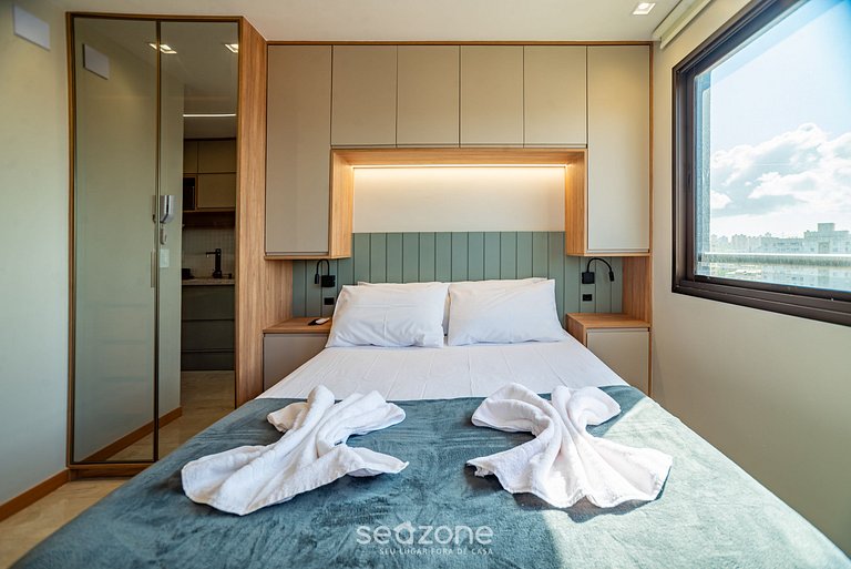 Estúdio c/ Piscina Frente p/ o Mar SOA0907