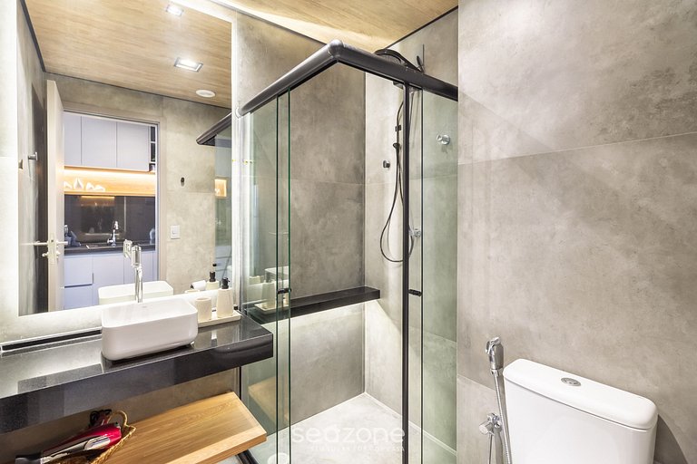 Estudio Moderno c/ Vista Lateral al Mar - NWT0313