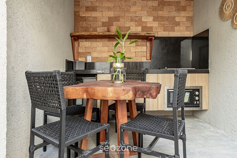 Apt com piscina e churrasqueira VNR005