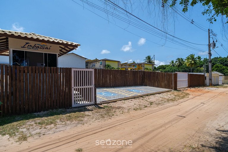 Apt equipado em cond. c/ piscina- Imbassaí ITFA039