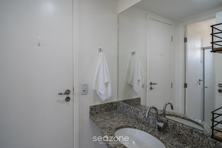 Apto cómodo con piscina en Guarajuba GCH0201.