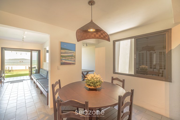 Casa 6Q pé na areia em Bombinhas ABM0101