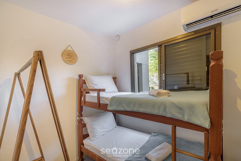 Casa 6Q pé na areia em Bombinhas ABM0101