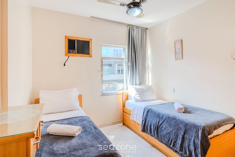 Apto confortável a 50m da Praia do Forte MZD0308