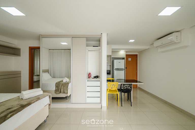 Studio em cond. com piscina e academia - LHG1603