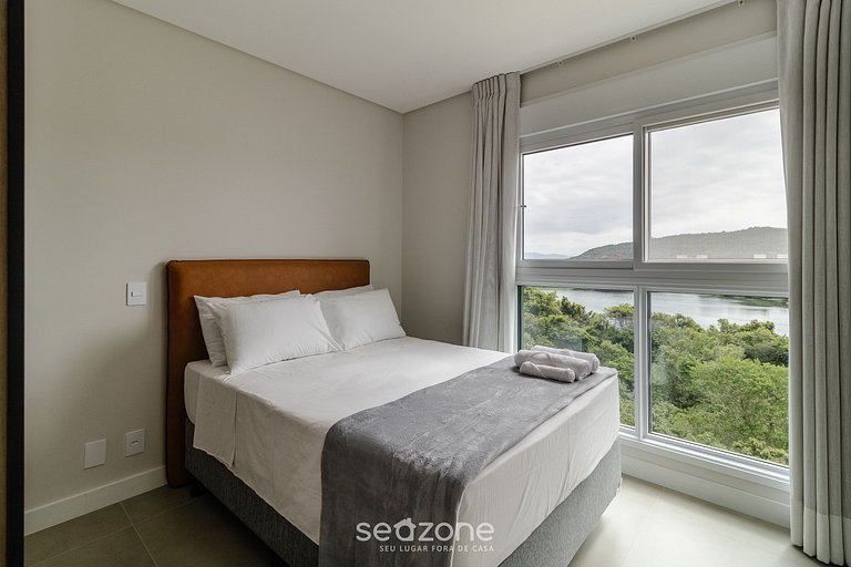 Apartamento Moderno Vista Lago em Jurerê VLO0414