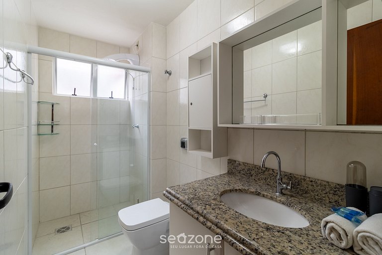 Cómodo Departamento con Parrilla SJE0103